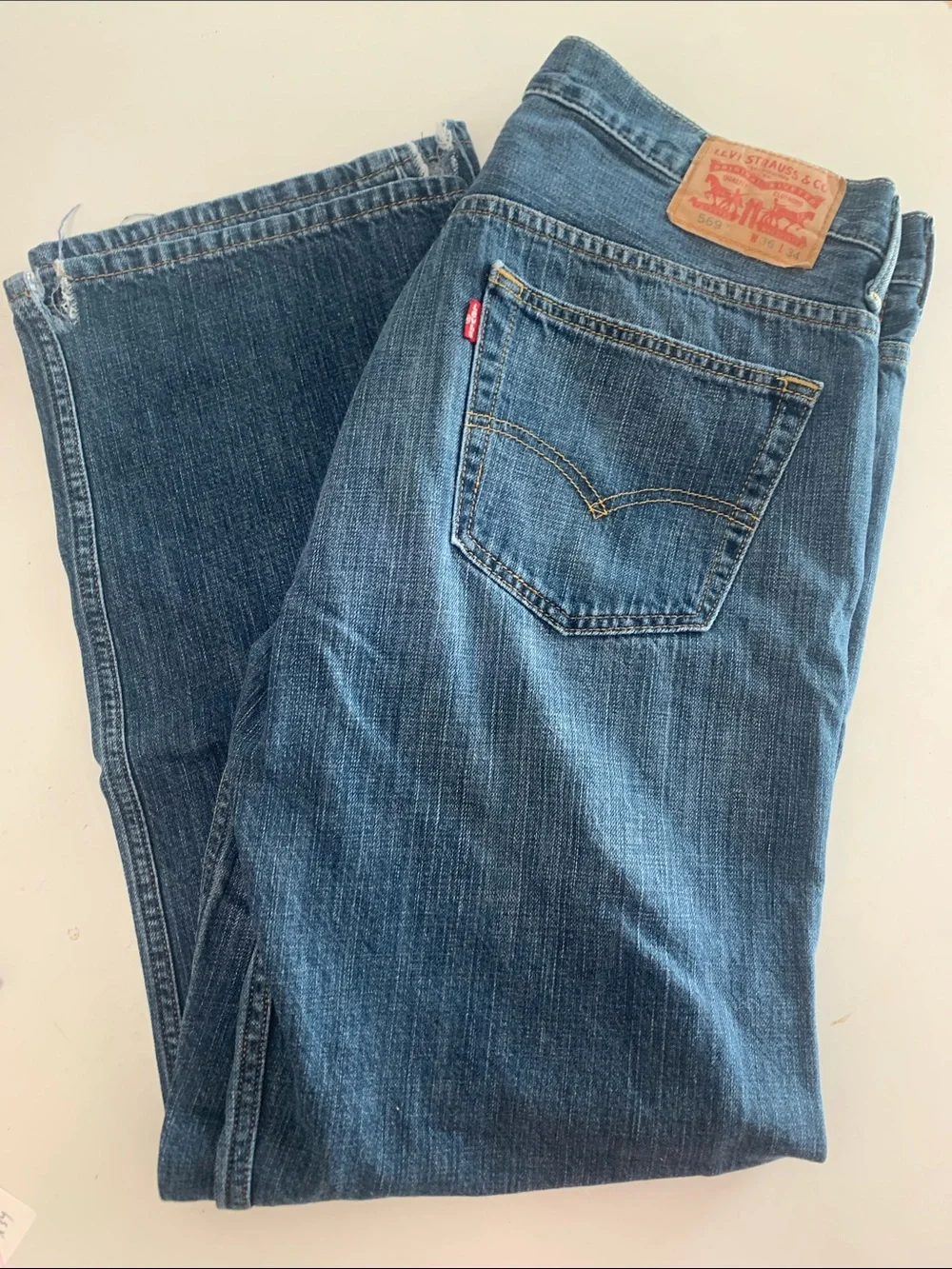 Levi's 569 Loose Straight Jeans 100% cotton Iconic Denim sz 36x34